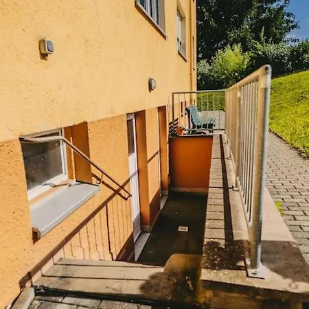 アパート Franzis Feriendomizil Im Herzgebirge Am Skihang Auerbach