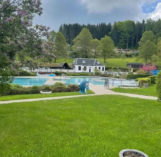 Franzis Feriendomizil Im Herzgebirge Am Skihang